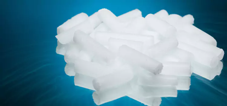 Dry Ice for Keeping Food Frozen During Transportation and Storage.